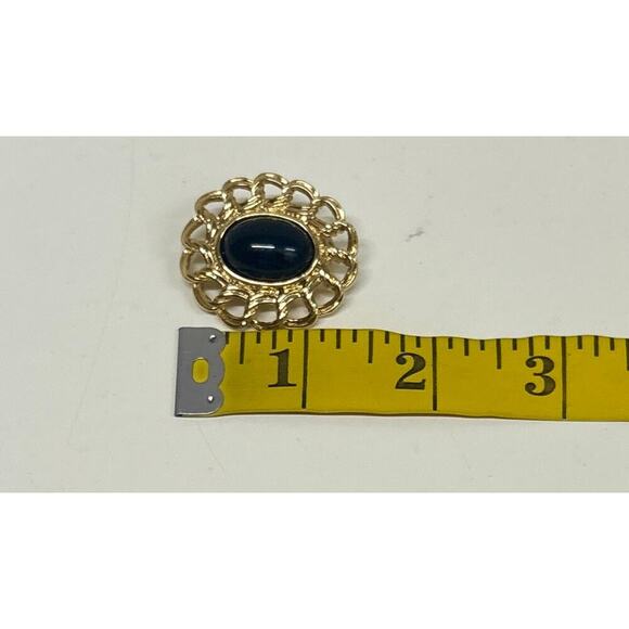 B17 Trifari Earrings Gold Tone Black Vintage Clip On Statement Old Hollywood - Picture 7 of 7